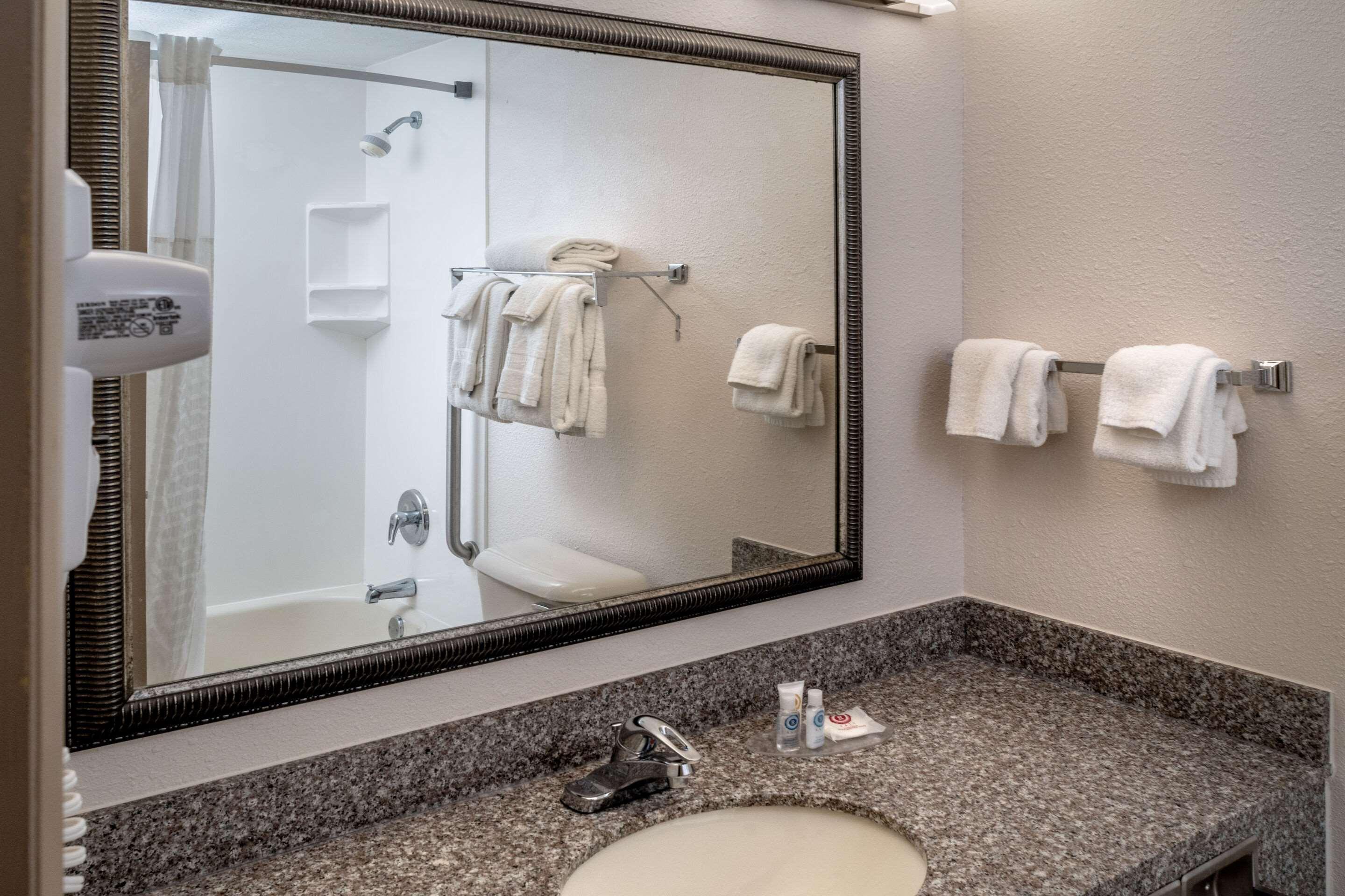 Clarion Pointe Beckley Hotel Ngoại thất bức ảnh