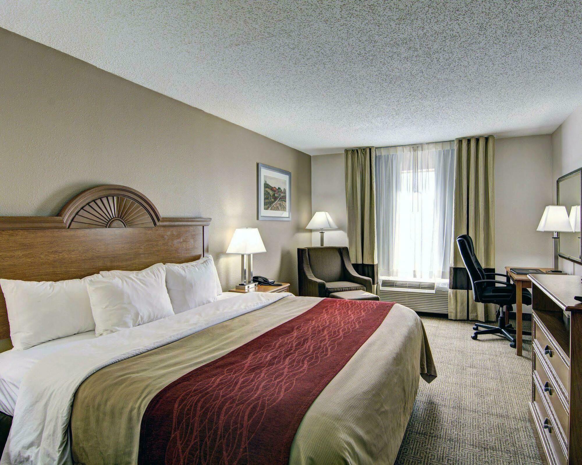 Clarion Pointe Beckley Hotel Ngoại thất bức ảnh